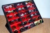Maleta Expositora para 18 Óculos com Forro em Veludo Vermelho